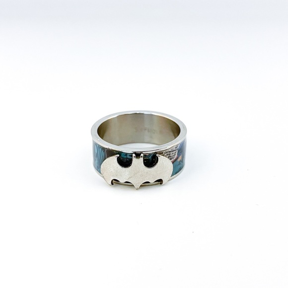 Six Flags Silver Tone Batman Logo Ring